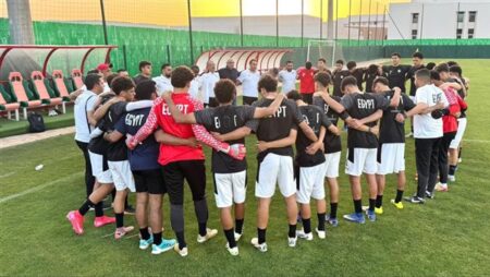 منتخب الناشئين يستأنف تدريباته استعدادًا لمواجهة تنزانيا بنصف نهائي أمم أفريقيا منتخب الناشئين يستأنف تدريباته استعدادًا لمواجهة تنزانيا بنصف نهائي أمم أفريقيا
