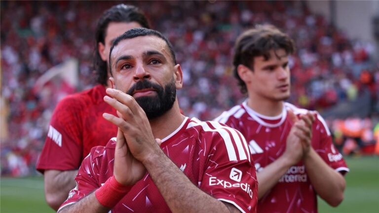 فيديو | أطفال ليفربول يودعون محمد صلاح بطريقتهم الخاصة بعد مغادرة الأنفيلد