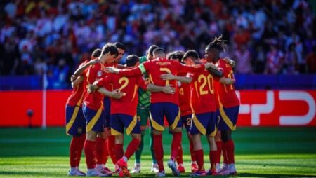 لأول مرة.. قائمة إسبانيا للمونديال بدون لاعبي ريال مدريد