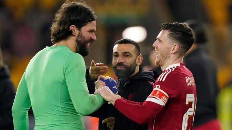 أليسون: سأخبر أحفادي بشيء ما عن محمد صلاح وروبرتسون