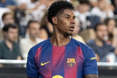 بعد التعاقد مع جوردون.. هل يرحل ماركوس راشفورد عن برشلونة؟ بعد التعاقد مع جوردون.. هل يرحل ماركوس راشفورد عن برشلونة؟