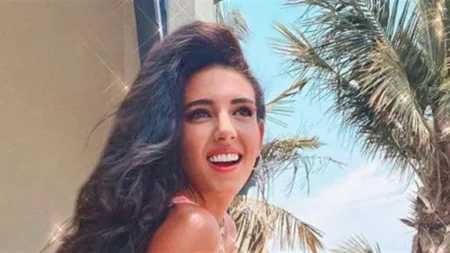 هادية غالب تطلق مجموعة جديدة من مايوهات المحجبات.. لن تتوقع سعرها