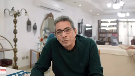 فيديو| محمود سعد يستشهد بموقف طريف لعادل إمام.. ما السبب؟