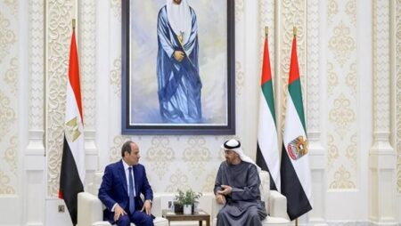 جهود مصر بقيادة السيسي لخفض التصعيد الإقليمي واحتواء تداعيات الحرب الأمريكية الإيرانية.. تعرف على آخر التطورات