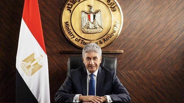 تعيين عماد فتحي رئيسًا لمكاتب تنشيط السياحة تعيين عماد فتحي رئيسًا لمكاتب تنشيط السياحة