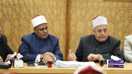 استعدادات قصوى بالأزهر لانطلاق امتحانات الشهادات الابتدائية والإعدادية والقراءات غدًا استعدادات قصوى بالأزهر لانطلاق امتحانات الشهادات الابتدائية والإعدادية والقراءات غدًا