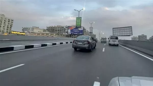 الحالة المرورية اليوم الأحد.. كثافات سير بمحاور القاهرة الكبرى والجيزة الحالة المرورية اليوم الأحد.. كثافات سير بمحاور القاهرة الكبرى والجيزة