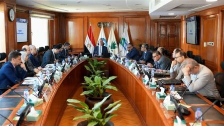 وزير البترول: التوسع في التكنولوجيا غير التقليدية مفتاح إطلاق إمكانات الصحراء الغربية وزير البترول: التوسع في التكنولوجيا غير التقليدية مفتاح إطلاق إمكانات الصحراء الغربية