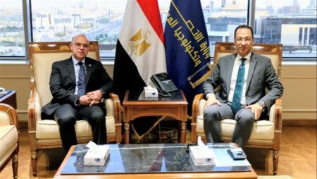تعاون حكومي لدعم الصناعات التكنولوجية وتعزيز تنافسية مصر