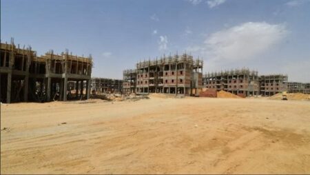 حتى 15 مايو.. الإسكان تطرح أراضٍ لوجستية وخدمية بأكتوبر الجديدة