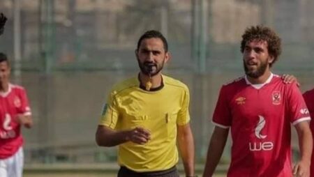 مصطفى عثمان حكمًا لمباراة البنك الأهلي والجونة