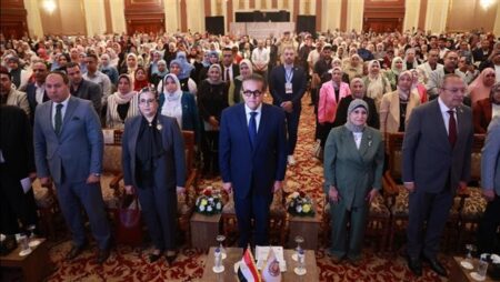 وزير الصحة يشهد الاحتفال باليوم العالمي للتمريض تحت شعار «دعم التمريض ينقذ حياة»