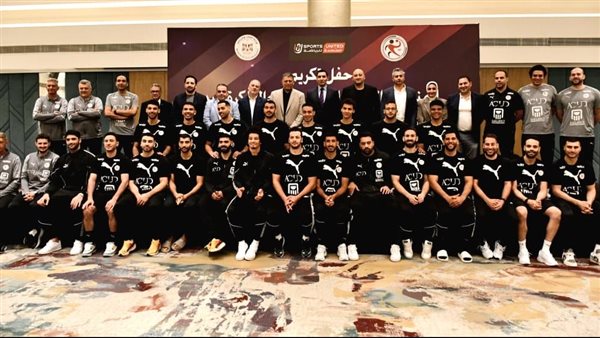 وزير الشباب يشهد حفل تكريم منتخب اليد بعد اللقب الأفريقي الرابع على التوالي وزير الشباب يشهد حفل تكريم منتخب اليد بعد اللقب الأفريقي الرابع على التوالي