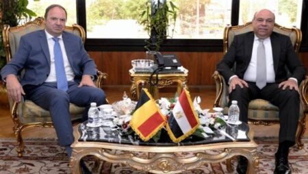 سفير بلجيكا بالقاهرة: مهتمون بتعزيز الشراكات مع مصر في تطوير المطارات وجذب الاستثمارات