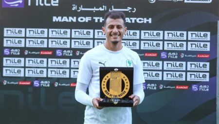 عمر الساعي يحصد جائزة رجل مباراة المصري وسيراميكا كليوباترا