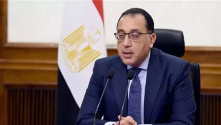 إسقاط جنسية ومنفعة عامة.. رئيس الحكومة يصدر 4 قرارات مهمة