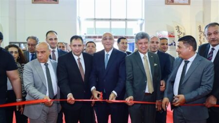 جهاز تنمية المشروعات يفتتح معرض أوكازيون للأثاث الدمياطي