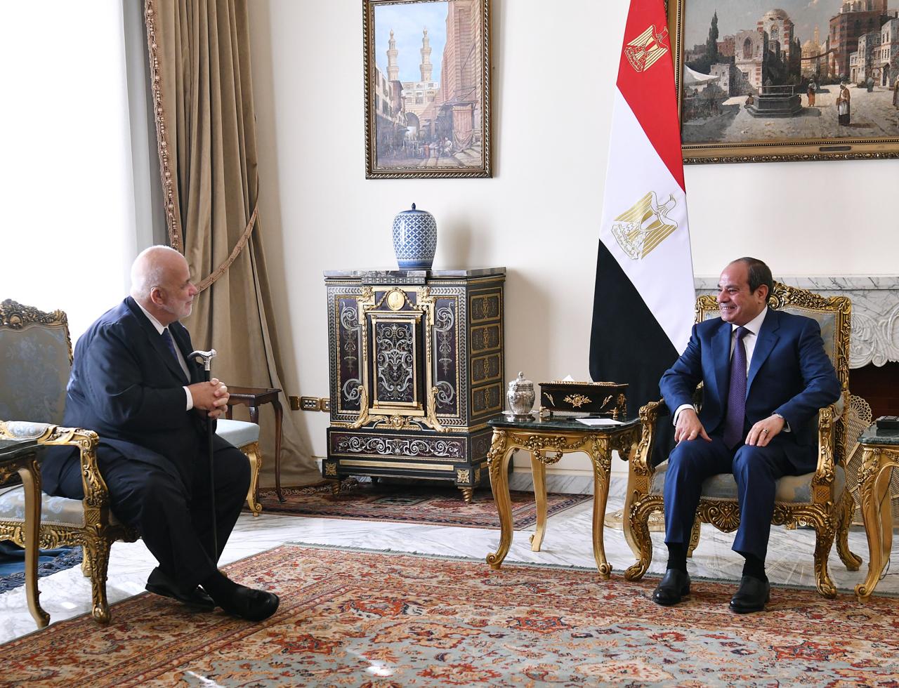 رسائل السيسي لوفد المجلس العالمي للسفر والسياحة: نحرص على تطوير قطاع السياحة لاستقبال 30 مليون سائح سنويًا.. الحفاظ على الاستقرار والأمن والأمان ضرورة حتمية 1 رسائل السيسي لوفد المجلس العالمي للسفر والسياحة: نحرص على تطوير قطاع السياحة لاستقبال 30 مليون سائح سنويًا.. الحفاظ على الاستقرار والأمن والأمان ضرورة حتمية
