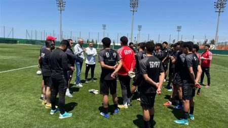 وليد درويش يحفز لاعبي منتخب الناشئين وعبد اللطيف يؤكد أهمية تخطي إثيوبيا