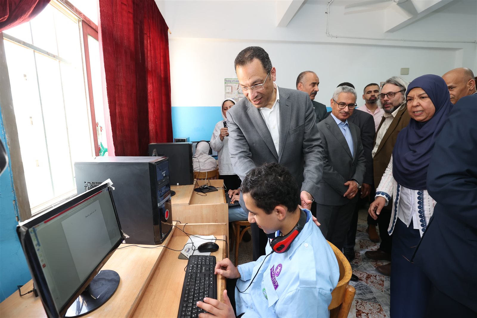 وزير الاتصالات يفتتح مكتب بريد بني سويف المطوّر 10 وزير الاتصالات يفتتح مكتب بريد بني سويف المطوّر