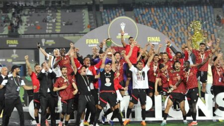 حسام الدين غشة: لم نفز بالحظ أمام الزمالك وفرضنا سيطرتنا على المباراة بشكل كامل حسام الدين غشة: لم نفز بالحظ أمام الزمالك وفرضنا سيطرتنا على المباراة بشكل كامل