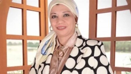 الزميلة أميمة الإتربي تفوز بجائزة الدكتورة نوال عمر بنقابة الصحفيين
