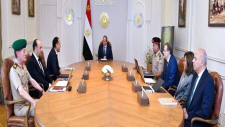 السيسي يتابع ملف حوكمة التعيينات الجديدة والترقيات في الوظائف القيادية.. ويوجه بتعزيز ترشيد استخدام الموارد وتحقيق مستويات أعلى من الفاعلية المؤسسية تطبيق معايير الكفاءة والجدارة والشفافية السيسي يتابع ملف حوكمة التعيينات الجديدة والترقيات في الوظائف القيادية.. ويوجه بتعزيز ترشيد استخدام الموارد وتحقيق مستويات أعلى من الفاعلية المؤسسية تطبيق معايير الكفاءة والجدارة والشفافية