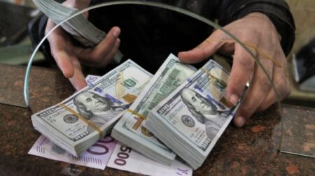 أسعار العائد على الشهادات الدولارية في 5 بنوك