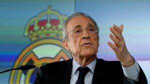 ''هدية بيريز المنتظرة'' .. ريال مدريد يزاحم برشلونة على صفقة هجومية