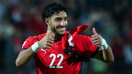 عمر مرموش: لن نكتفي بالمشاركة في كأس العالم.. سننافس على اللقب عمر مرموش: لن نكتفي بالمشاركة في كأس العالم.. سننافس على اللقب