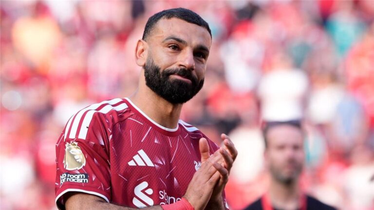 فيديو | لاعب مانشستر سيتي: قميص محمد صلاح أفضل ما تبادلته في مسيرتي فيديو | لاعب مانشستر سيتي: قميص محمد صلاح أفضل ما تبادلته في مسيرتي