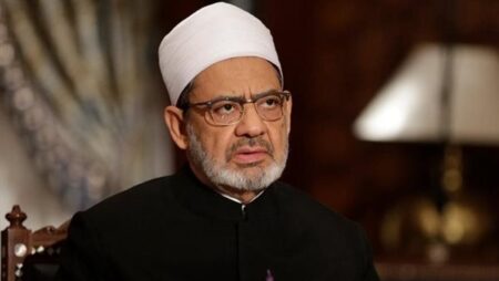 شيخ الأزهر يدعو لاستلهام معاني الصمود والعزيمة والثبات على الحق في العام الهجري الجديد شيخ الأزهر يدعو لاستلهام معاني الصمود والعزيمة والثبات على الحق في العام الهجري الجديد