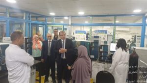 «قنديل» يتفقد معامل الصحة العامة ويهنئها باعتماد فحوص الأغذية والمياه