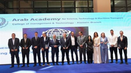 البورصة تطلق مبادرة "التدريب العملي لأوائل خريجي الجامعات" بجميع المحافظات