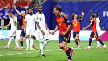 كأس العالم، منتخب السعودية يحقق رقما سلبيا وأويارزابال يدخل التاريخ