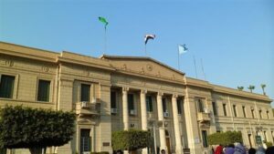 لجميع الأقسام، خطوات ورابط الحصول على نتيجة الفصل الدراسي الثاني بآداب القاهرة
