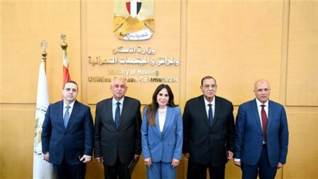 وزيرة الإسكان تشهد توقيع مذكرة تفاهم للتوعية بترشيد المياه