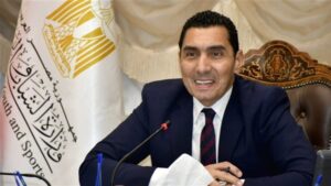 أعضاء نادي الشيخ زايد يطالبون وزير الرياضة بسرعة إجراء الانتخابات