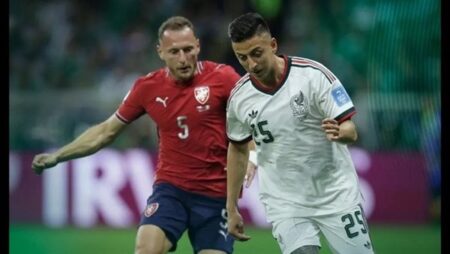 كأس العالم 2026.. التعادل السلبي يسيطر على الشوط الأول بين المكسيك والتشيك