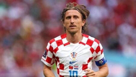 كأس العالم 2026.. مودريتش يقود كرواتيا أمام غانا في مواجهة الحسم