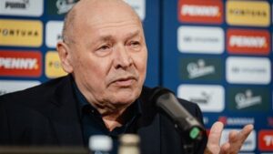 إقالة ميروسلاف كوبيك من تدريب منتخب التشيك بعد توديع كأس العالم