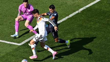 كأس العالم، منتخب باراجواي يتقدم على ألمانيا 0/1 في الشوط الأول