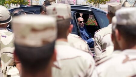 السيسي يجري حوارًا تفاعليًا مع طلاب الأكاديمية العسكرية المصرية