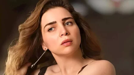 بالفيديو.. مي عز الدين تكشف تفاصيل أول لقاء جمعها بـ أحمد تيمور قبل الزواج بالفيديو.. مي عز الدين تكشف تفاصيل أول لقاء جمعها بـ أحمد تيمور قبل الزواج