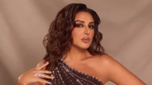 بالأحمر الناري.. أنغام تخطف الأنظار بإطلالتها