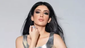 "مين الست دي؟".. سارة بركة تعلق على مشهد "My Hero" مع أحمد العوضي