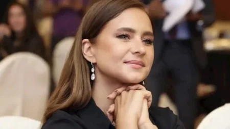 "عاشور عاشور عاشور".. نيللي كريم تعلق على هدف منتخب مصر في بلجيكا "عاشور عاشور عاشور".. نيللي كريم تعلق على هدف منتخب مصر في بلجيكا