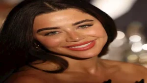 يارا السكري بإطلالة جذابة.. لماذا اختارت هذا اللون؟
