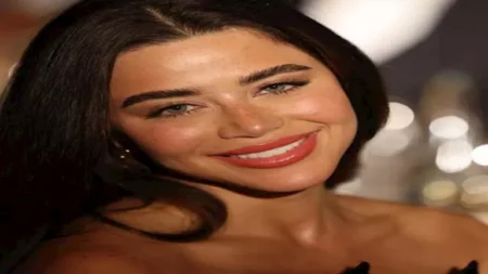 يارا السكري بإطلالة جذابة.. لماذا اختارت هذا اللون؟