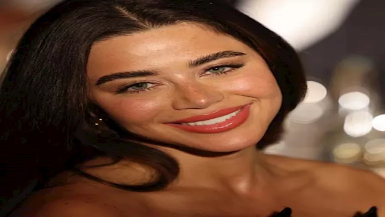 يارا السكري بإطلالة جذابة.. لماذا اختارت هذا اللون؟ يارا السكري بإطلالة جذابة.. لماذا اختارت هذا اللون؟